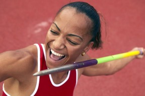 威少连续助攻展示控场能力，威少实战