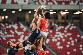 加拿大队未来规划：如何通过强化团队训练提升比赛稳定性