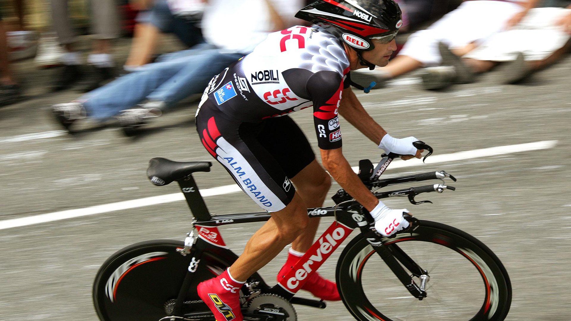 外教引进受体制限制,聘用外籍教师的相关规定